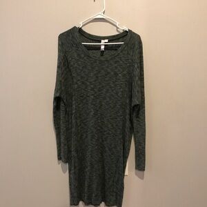 Francesca's Collections Green Midi Dress